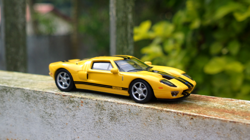 Illustration for article titled Wonder Wednesday - 1/64 AutoArt Ford GT